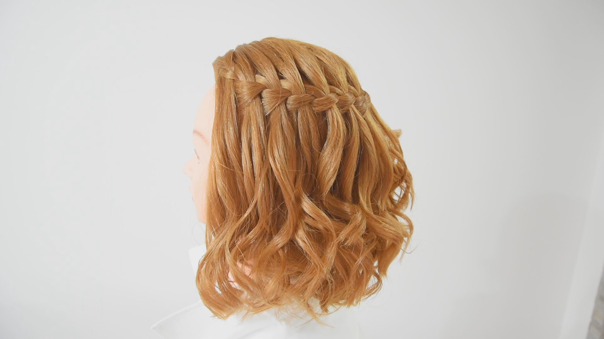 Acconciatura Treccia A Cascata E Rosa - Foto 11