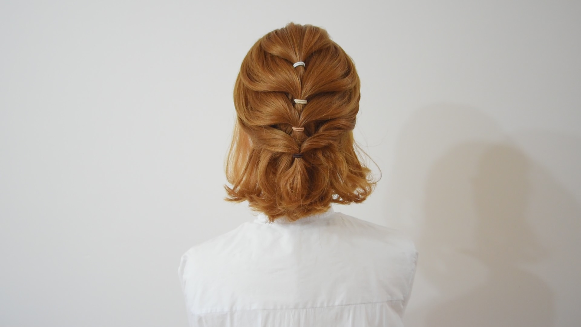 acconciature semplici per capelli corti